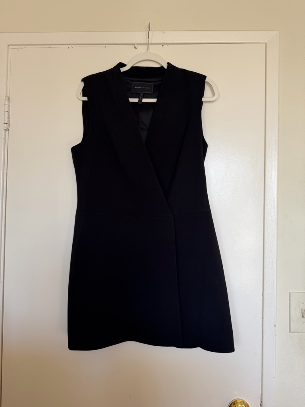 BCBGMAXAZRIA black sleeveless blazer mini dress size M